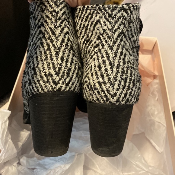 BP Trolley Ankle Booties - Picture 3 of 4